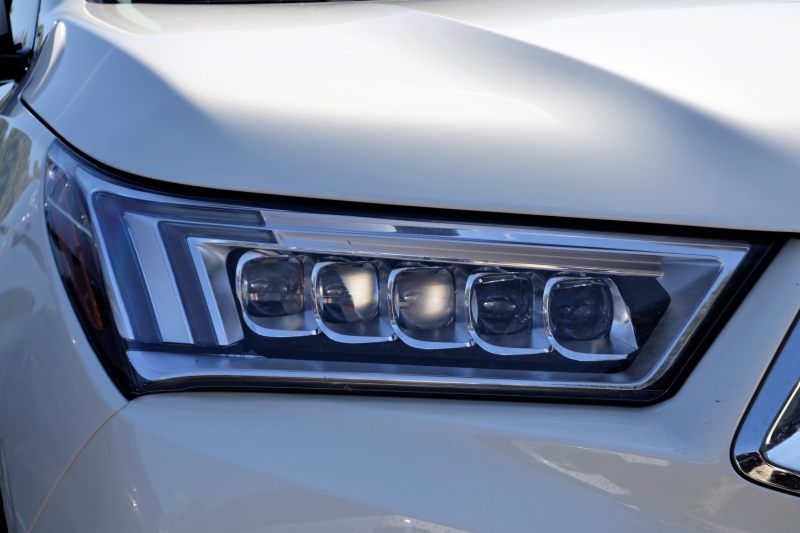 concession-SANARY SUR MER-min_acura-headlamp-2834131